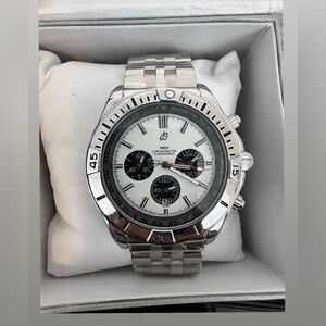 Silver Chronograph Watch 45mm Quartz